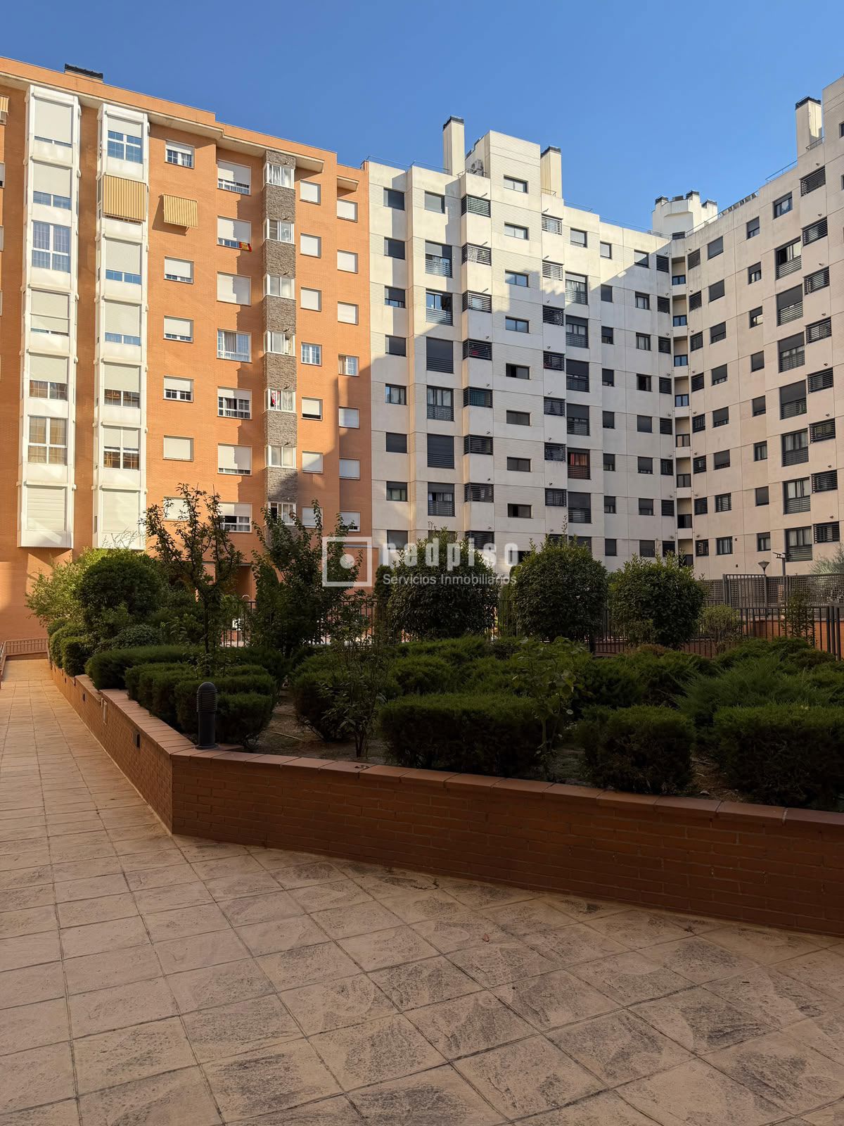 Piso en venta en avenida Del Cerro Milano, Vallecas, Madrid 3/27