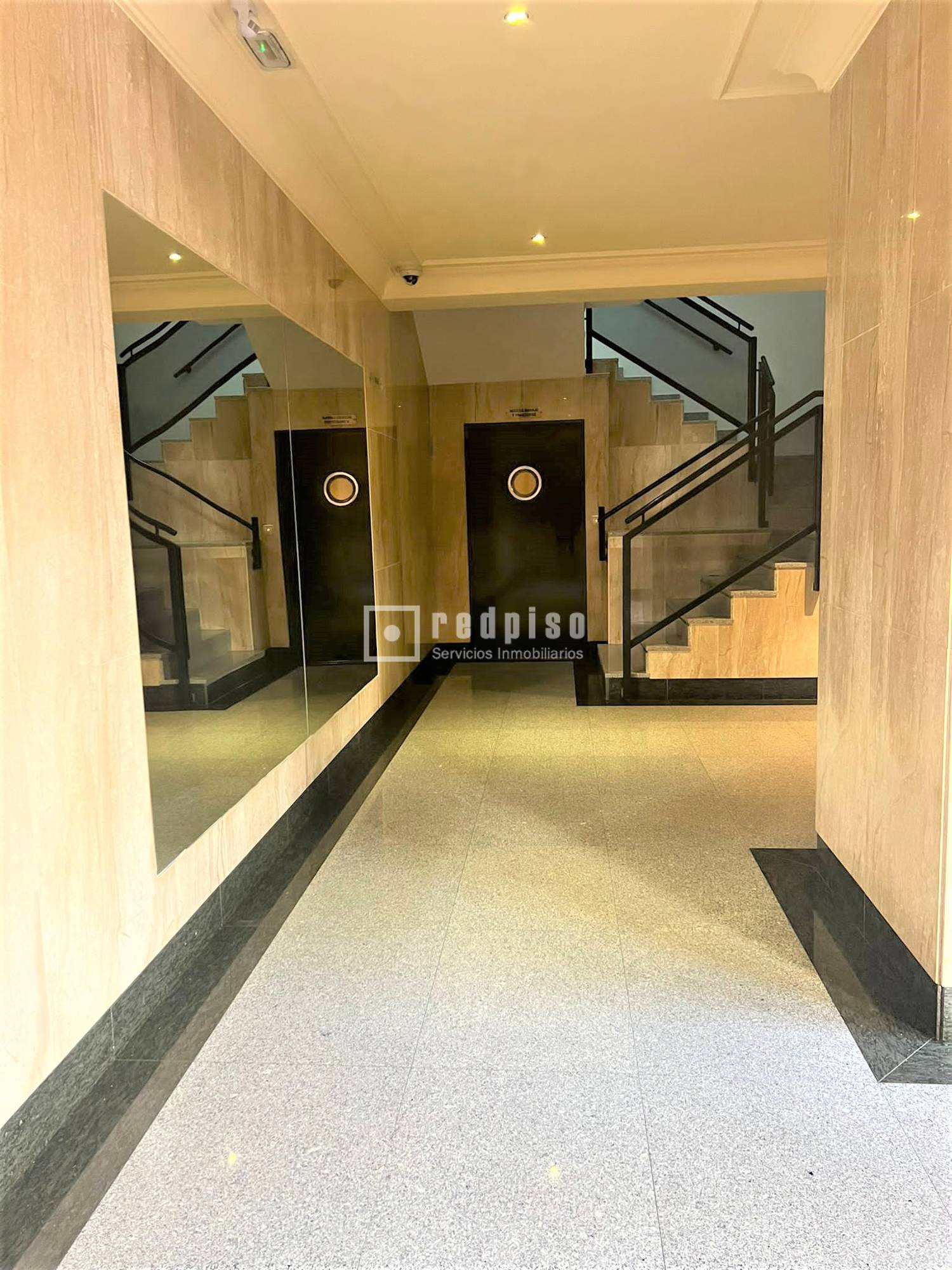 Piso en venta en avenida Del Cerro Milano, Vallecas, Madrid 11/27