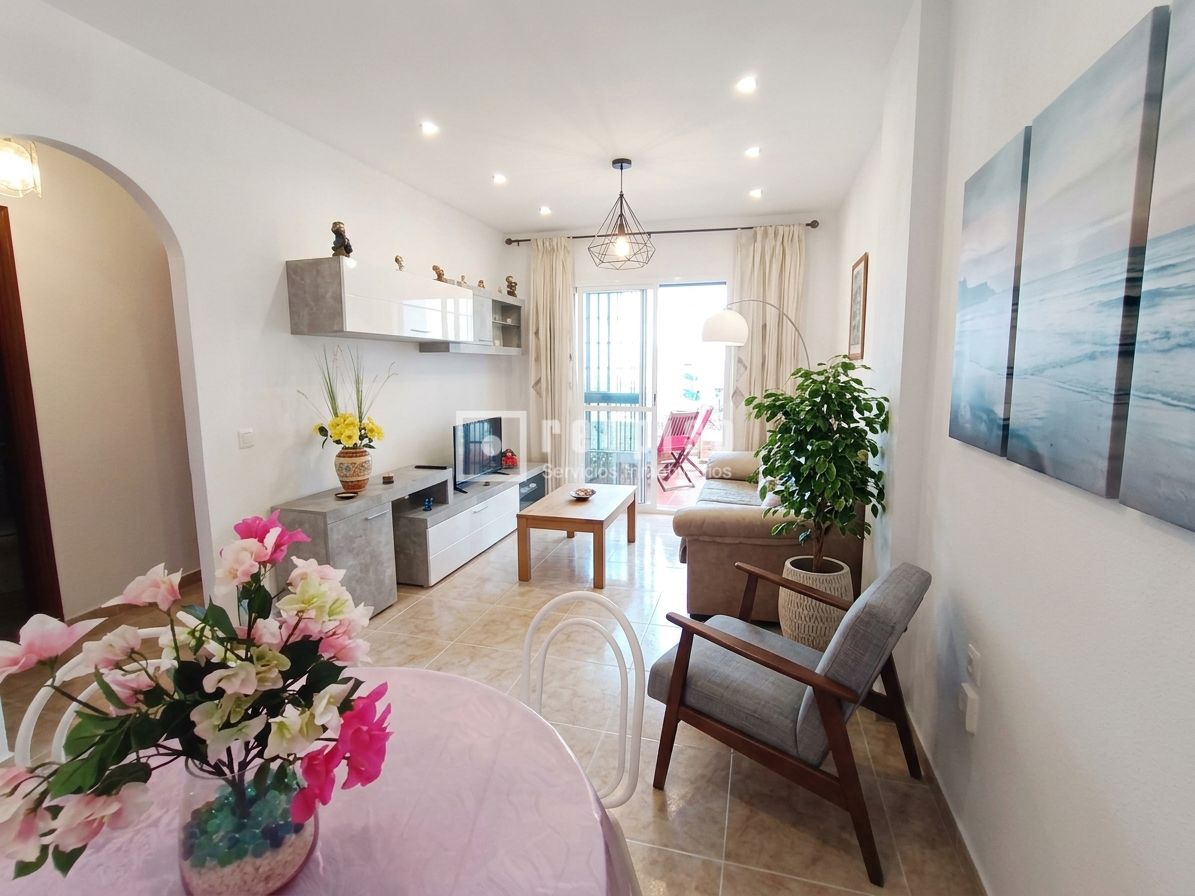 Piso en venta en calle Carvajal, Fuengirola, Málaga 2/18