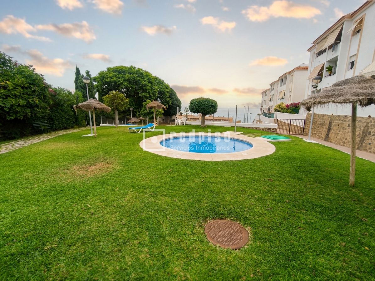 Piso en venta en calle Carvajal, Fuengirola, Málaga 15/18