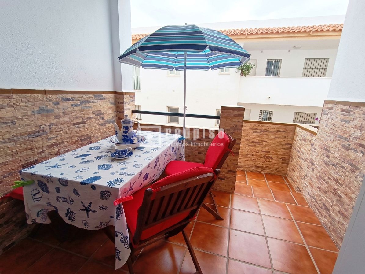 Piso en venta en calle Carvajal, Fuengirola, Málaga 11/18