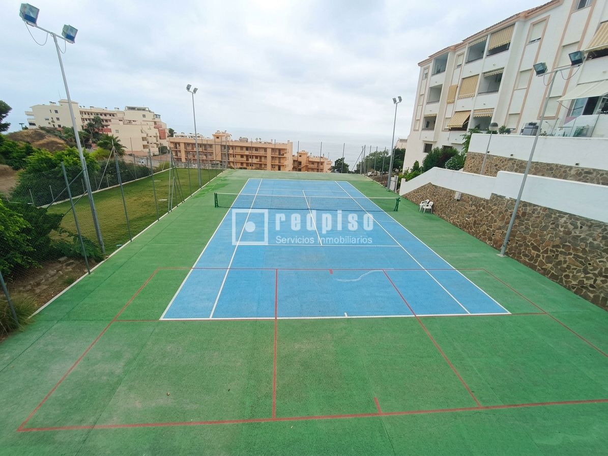 Piso en venta en calle Carvajal, Fuengirola, Málaga 17/18