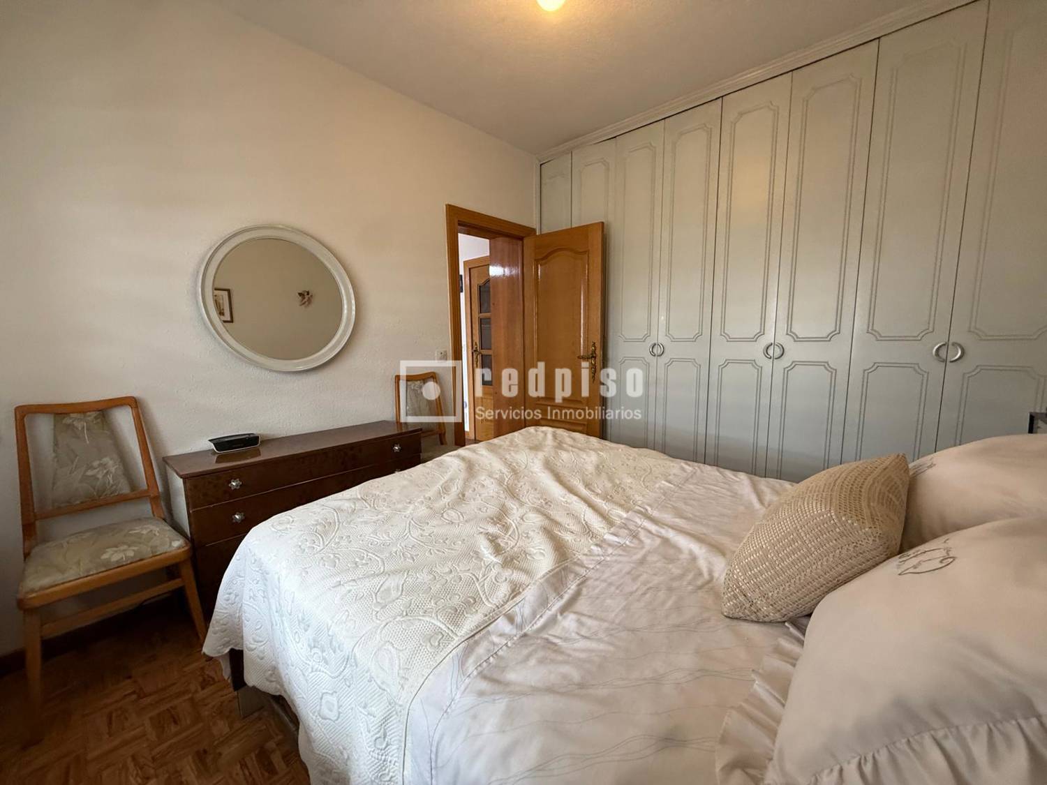 Piso en venta en calle De Camarena, Latina, Madrid 6/27
