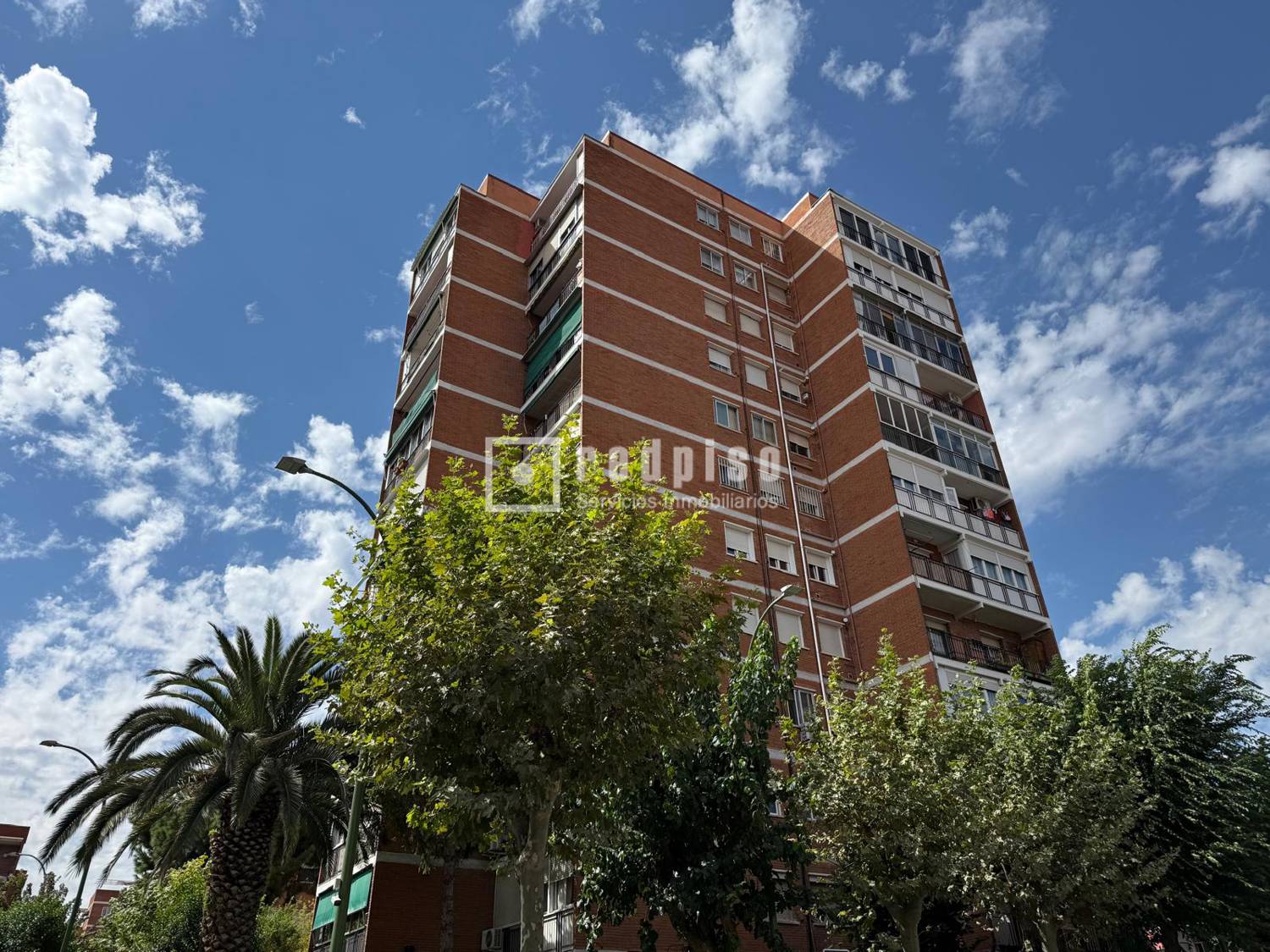 Piso en venta en  calle de Camarena, Latina, Madrid  1/1