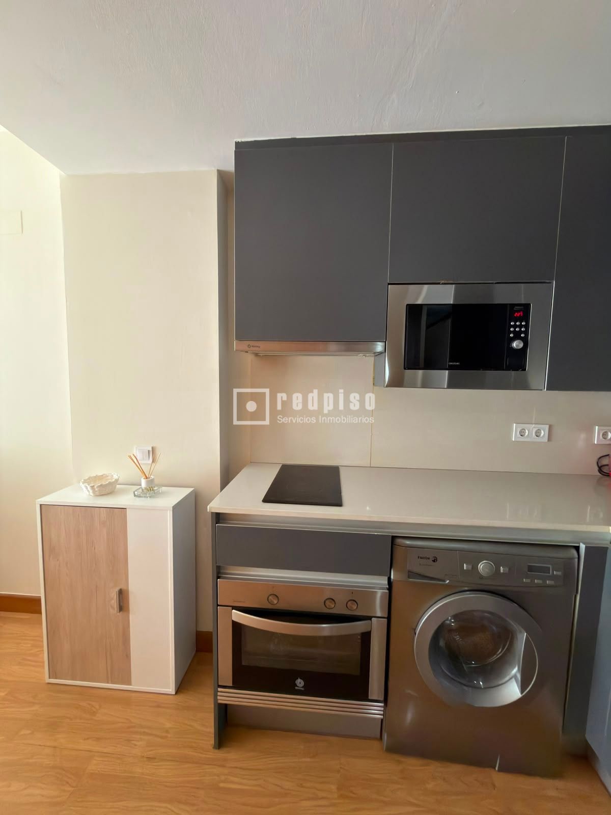 Piso en venta en avenida Del Ensanche De Vallecas, Villa De Vallecas, Madrid 16/25