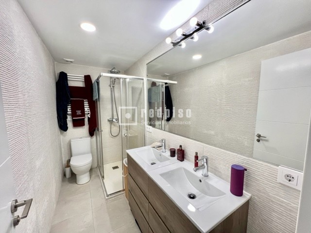 Piso en venta en calle De Teruel, Tetuán, Madrid 16/22