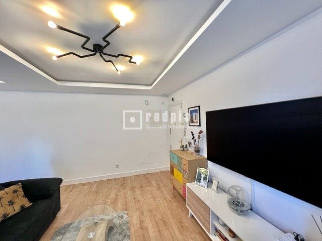 Piso en venta en calle De Teruel, Tetuán, Madrid 6/22