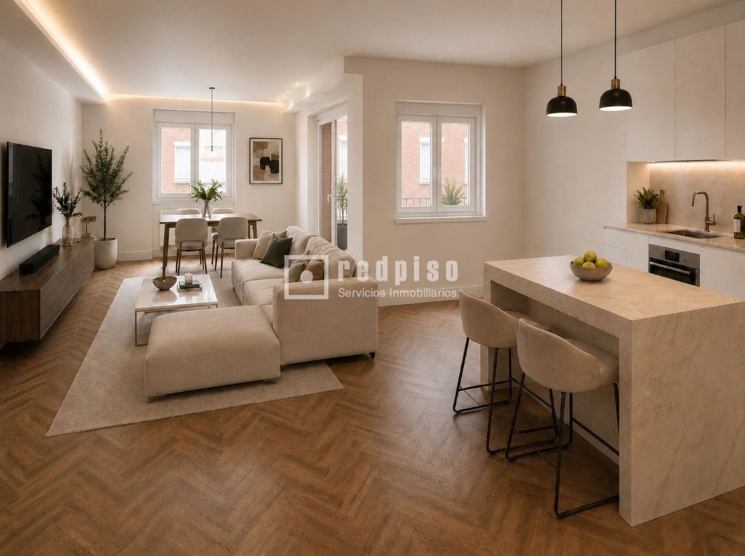 Piso en venta en  calle de Cartagena, Madrid  1/1