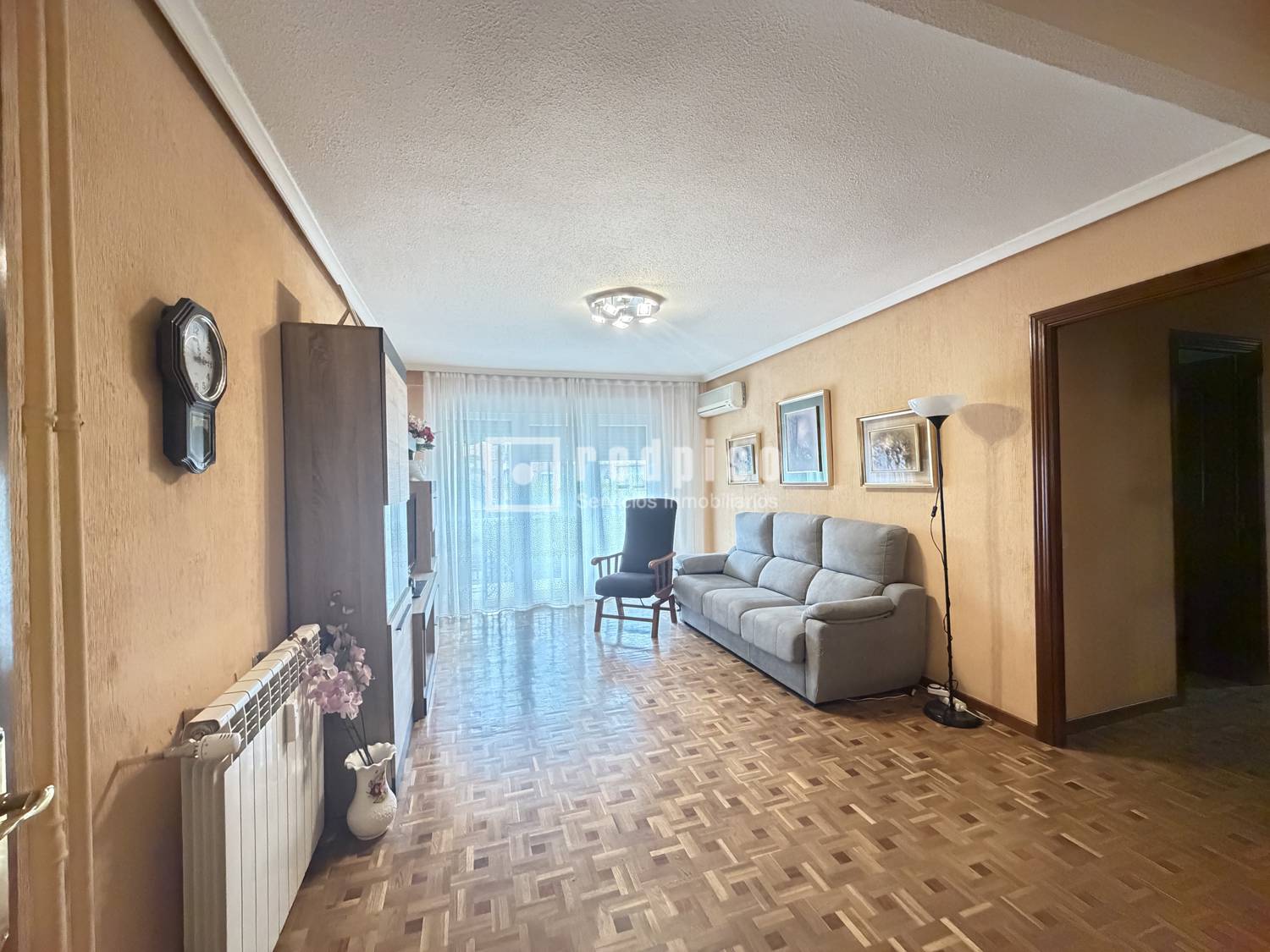 Piso en venta en  Zarzaquemada, Madrid  1/1