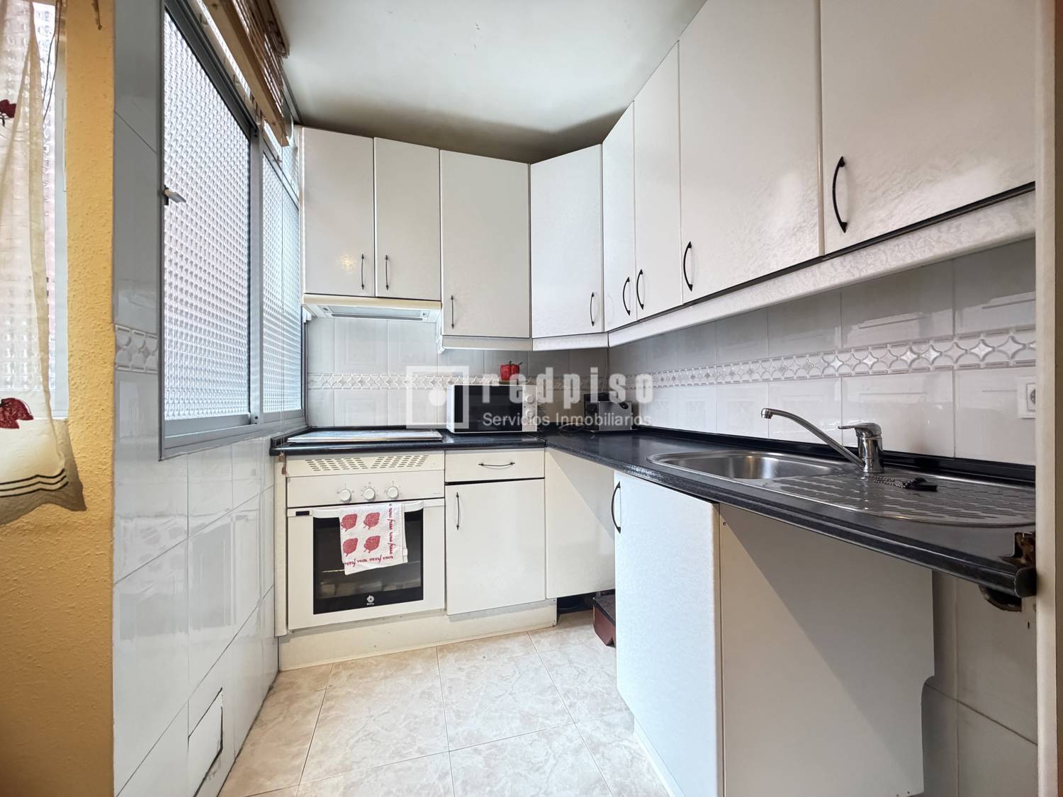 Piso en venta en Zarzaquemada, Madrid 9/19