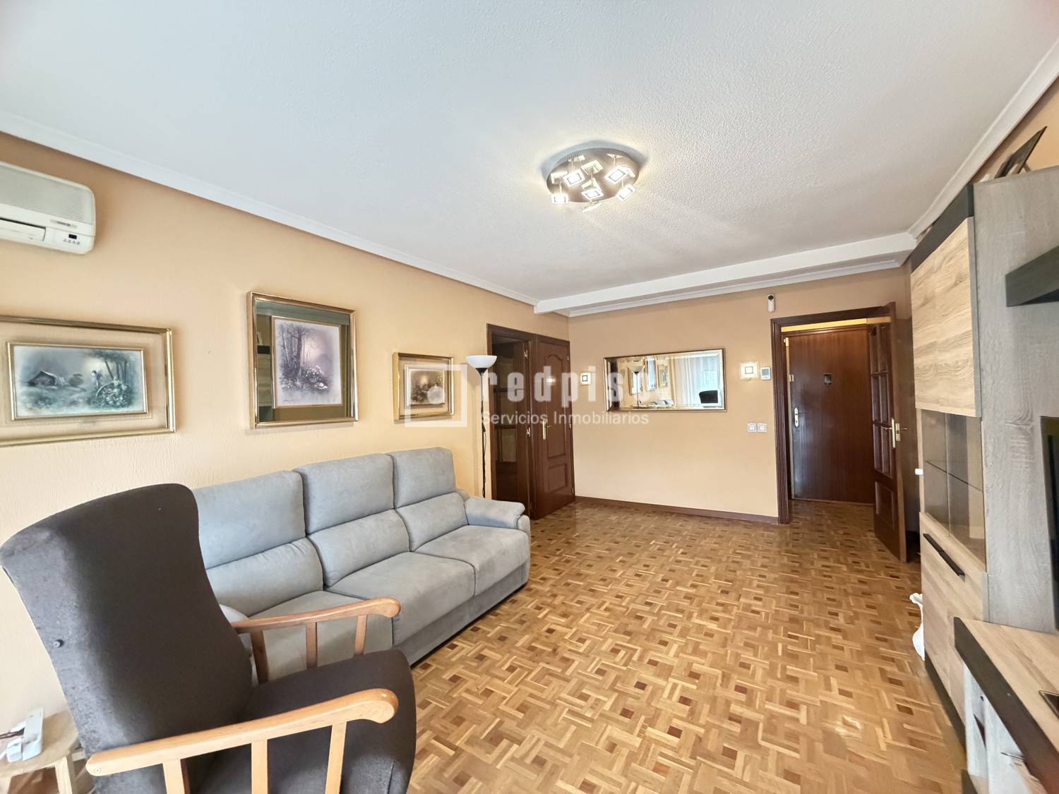 Piso en venta en Zarzaquemada, Madrid 3/19