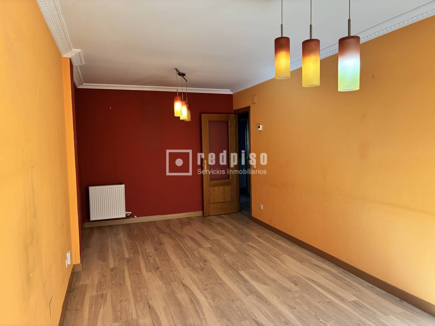 Piso en venta en  calle de la Laguna, Valladolid  9/21