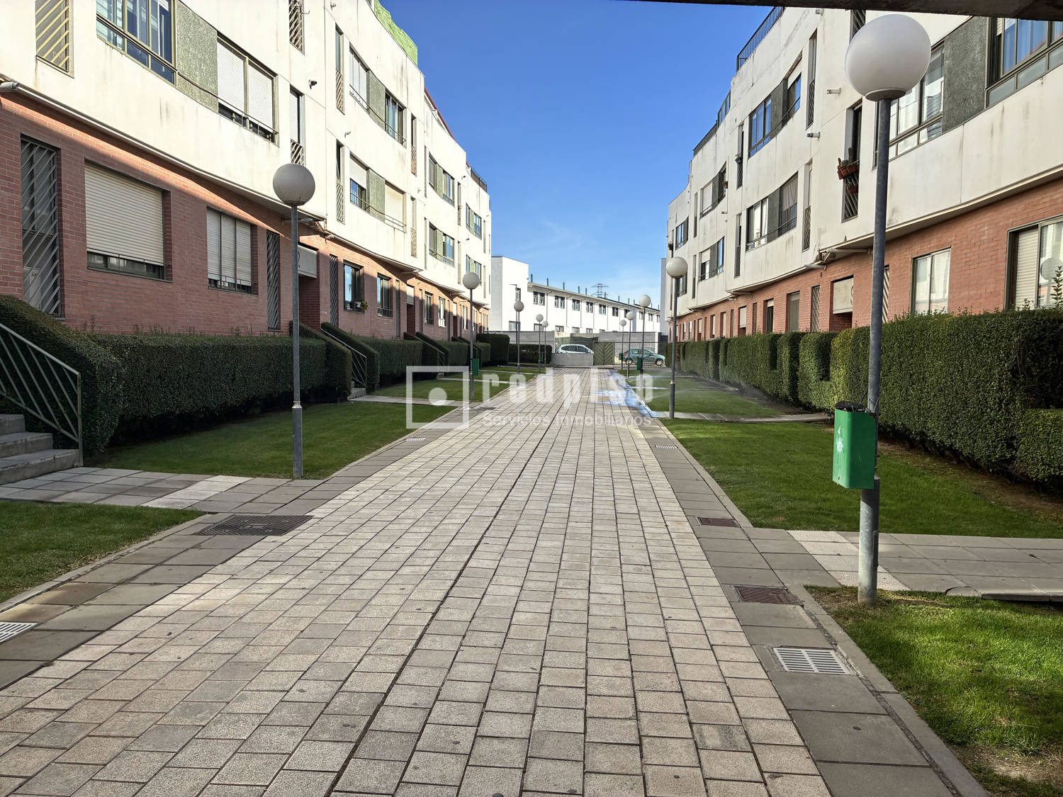 Piso en venta en  calle de la Laguna, Valladolid  1/21