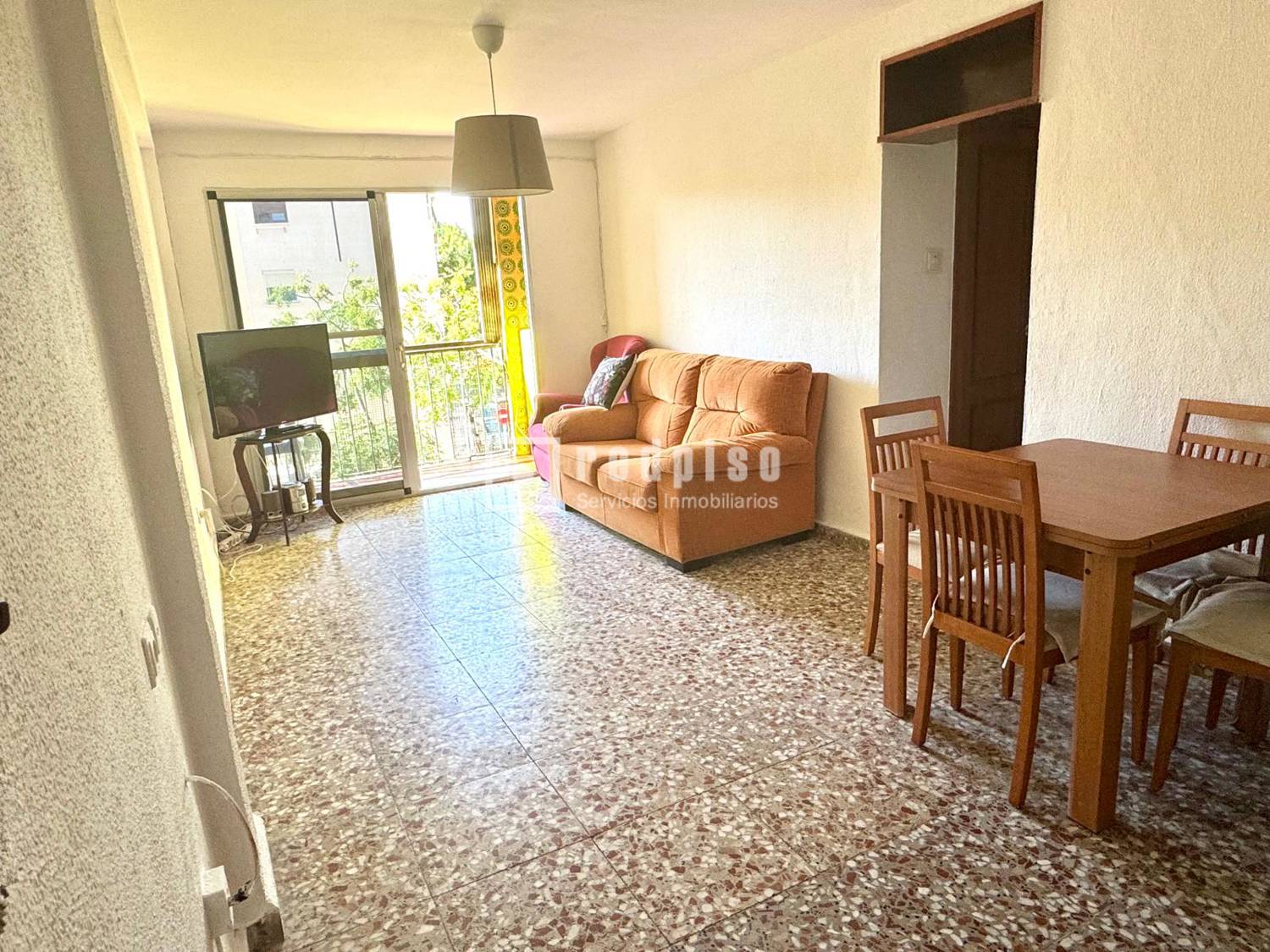 Piso en venta en  Carretera de Cádiz, Málaga  1/1