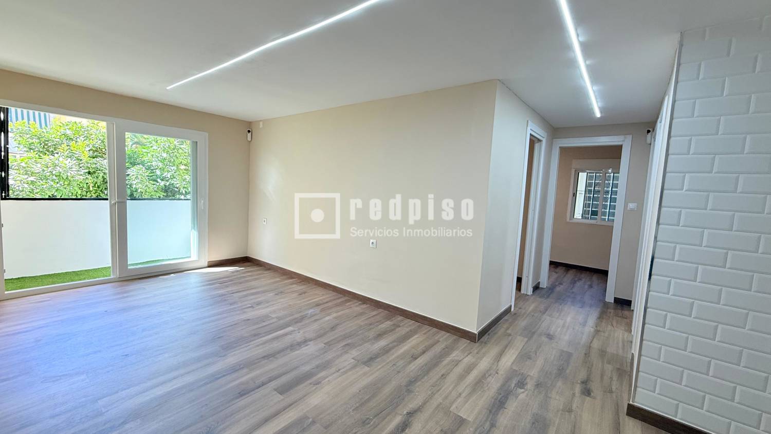 Piso en venta en  Carretera de Cádiz, Málaga  1/1