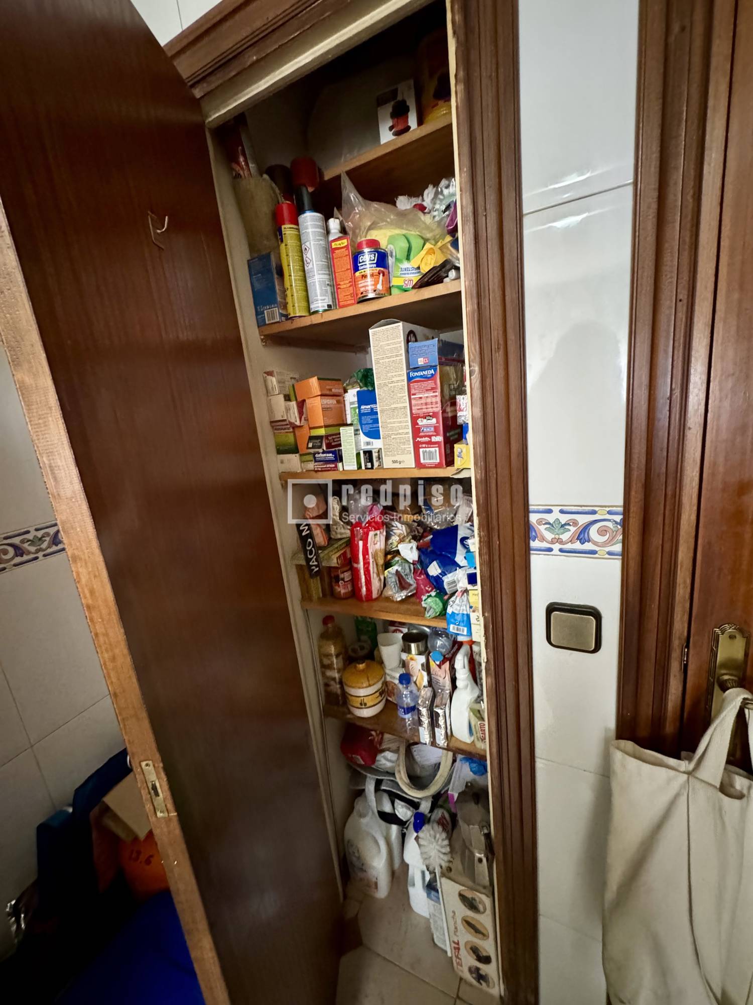 Piso en venta en  calle de Gómez del Campo, San Lorenzo de El Escorial, Madrid  6/17