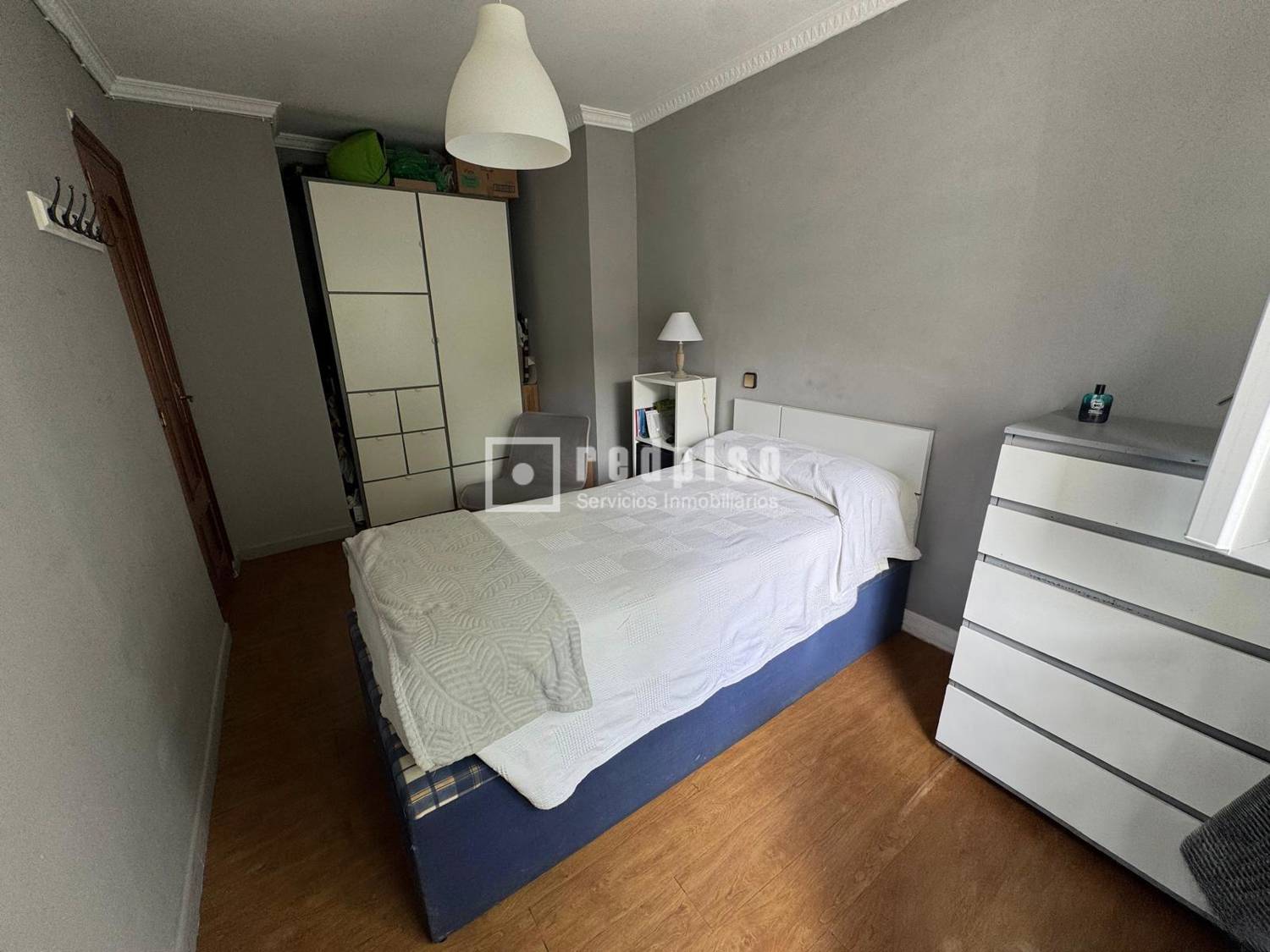 Piso en venta en  calle de Gómez del Campo, San Lorenzo de El Escorial, Madrid  15/17