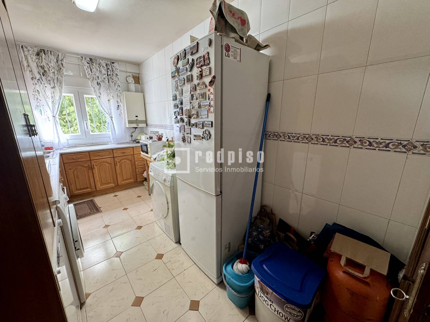 Piso en venta en  calle de Gómez del Campo, San Lorenzo de El Escorial, Madrid  5/17