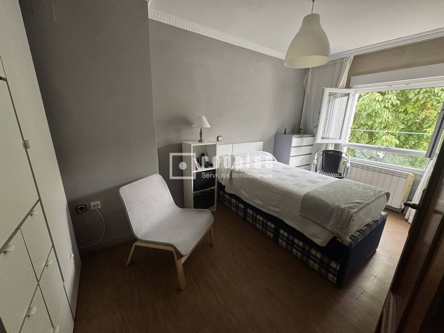 Piso en venta en  calle de Gómez del Campo, San Lorenzo de El Escorial, Madrid  16/17