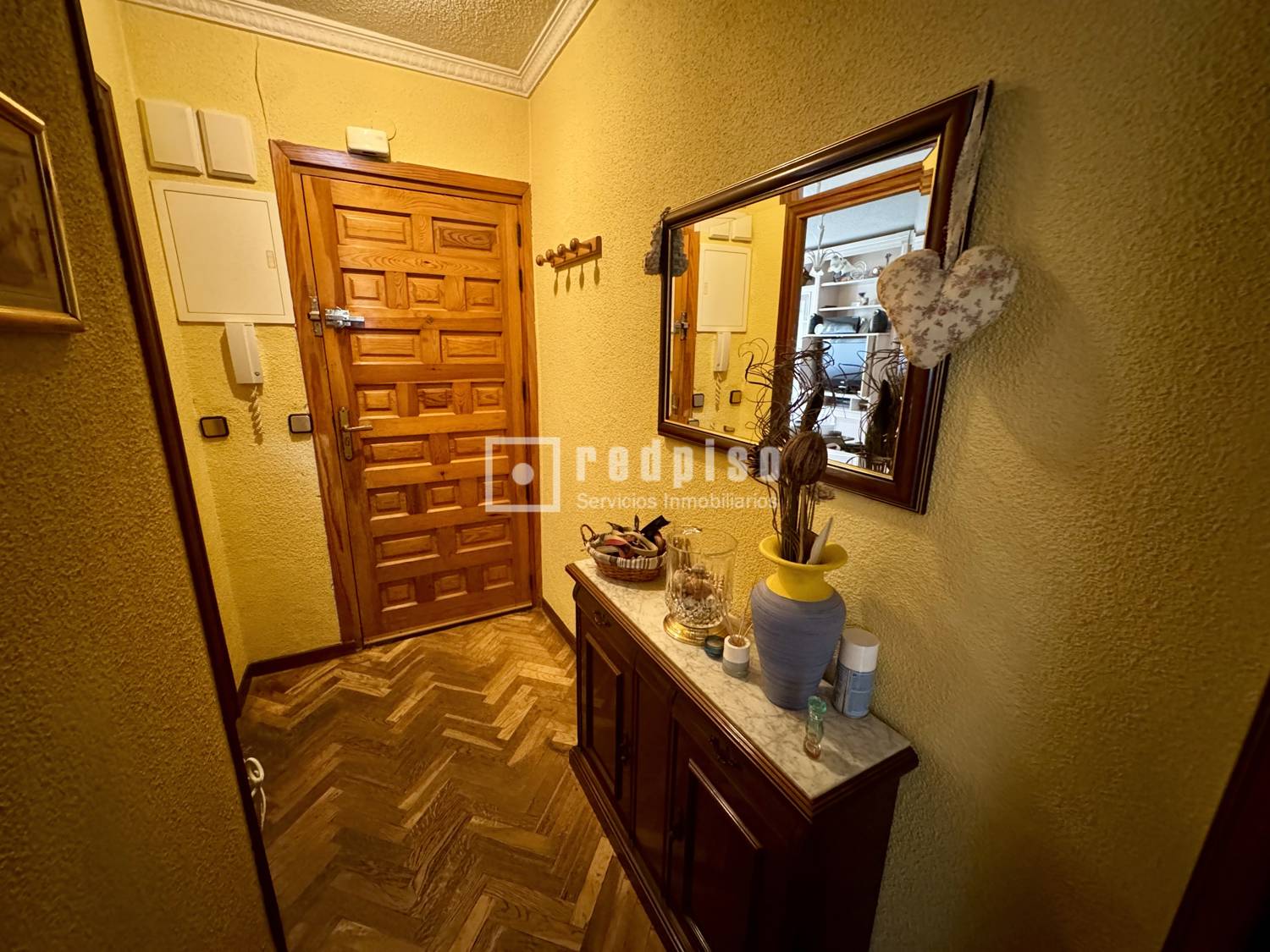 Piso en venta en  calle de Gómez del Campo, San Lorenzo de El Escorial, Madrid  7/17
