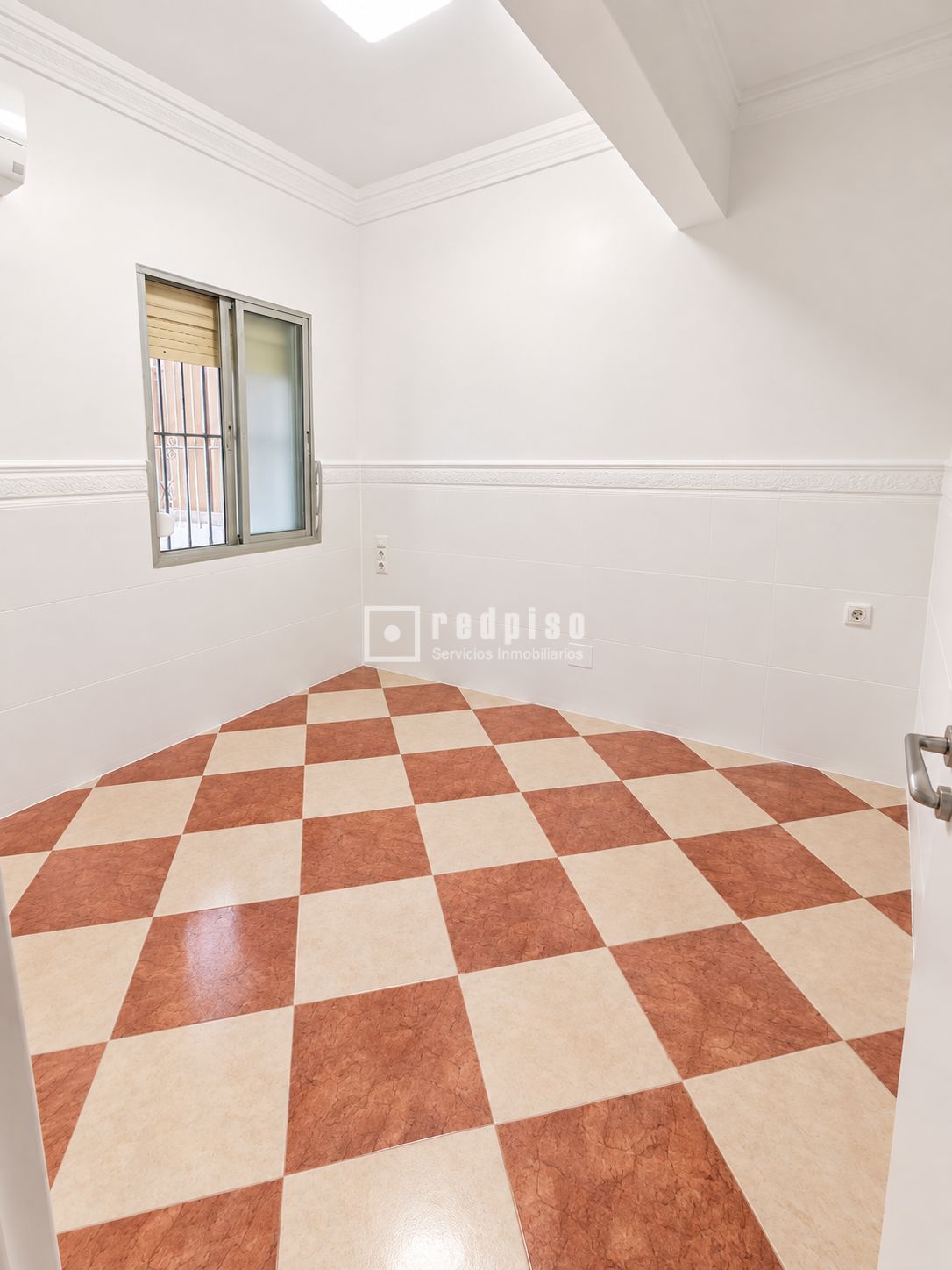 Piso en venta en Cruz De Humilladero, Málaga 6/23