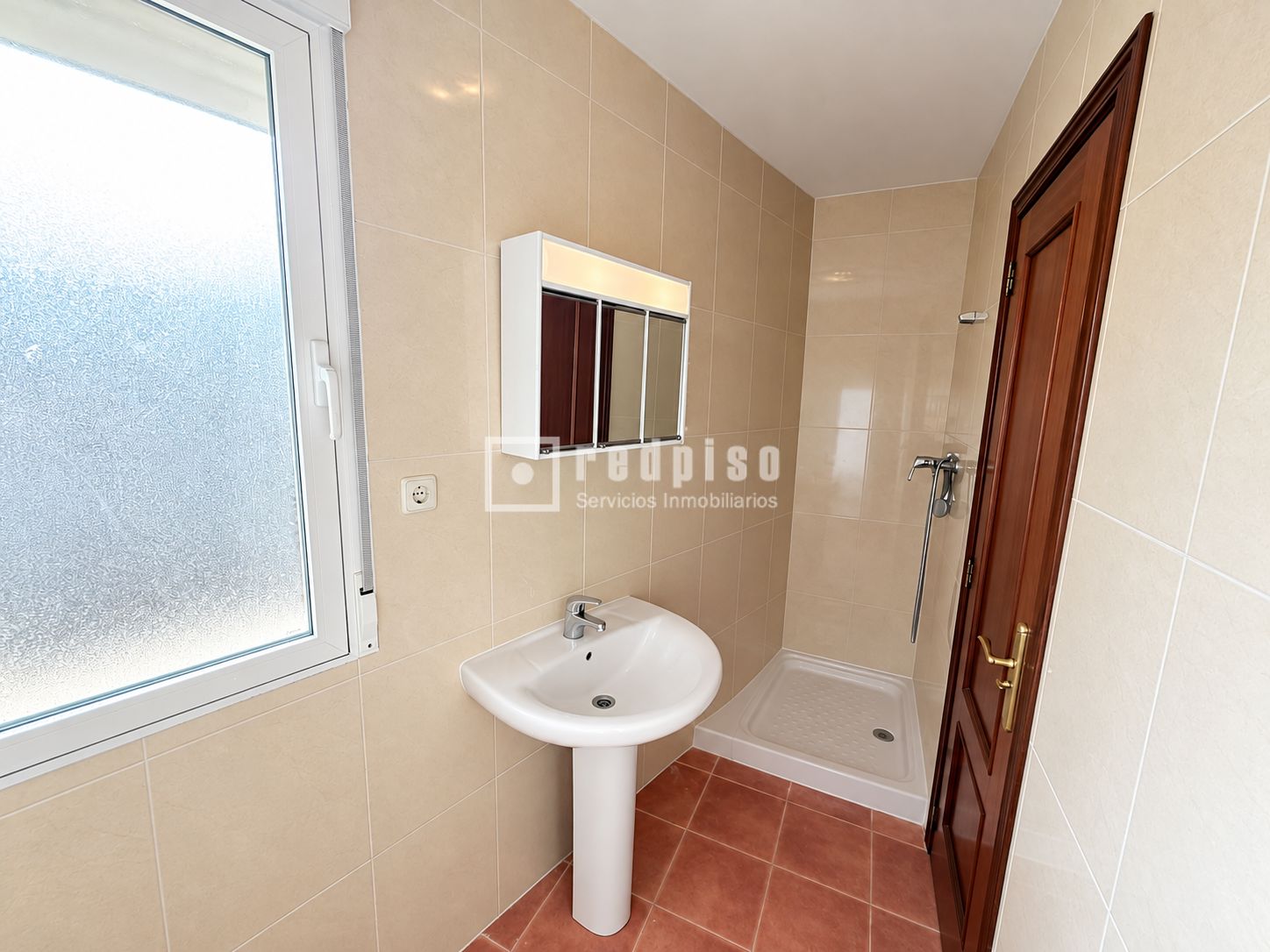 Casa en venta en  Cifuentes, Guadalajara  15/18
