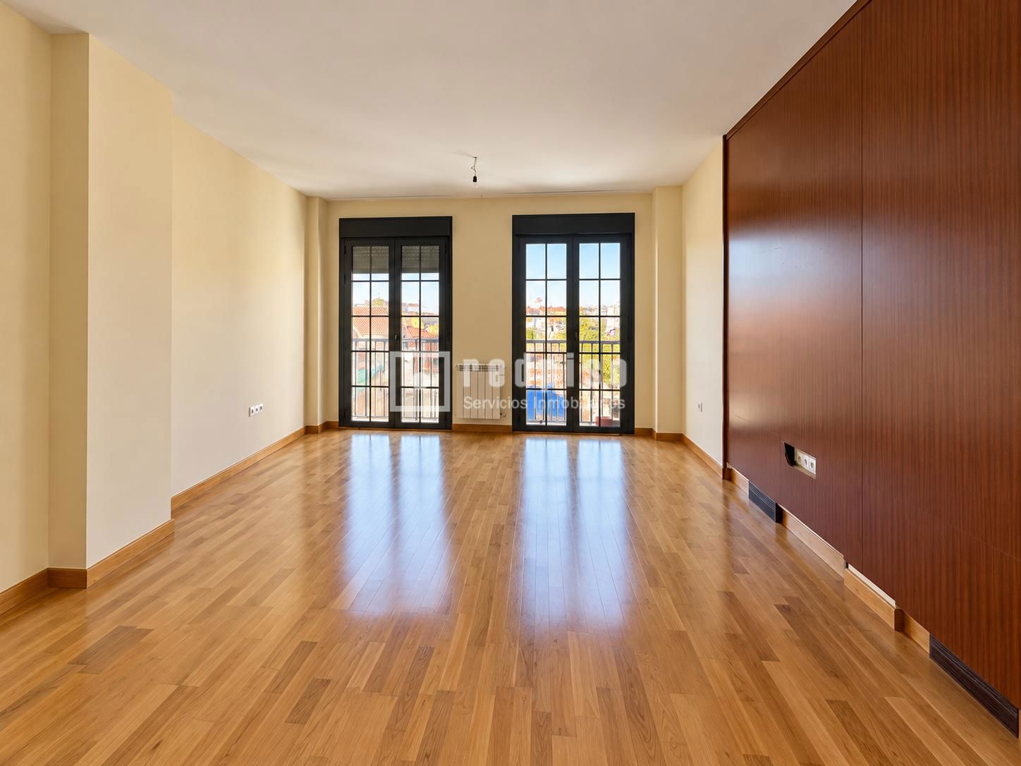 Piso en venta en  calle de Francisco Fatou, Vallecas, Madrid  1/1