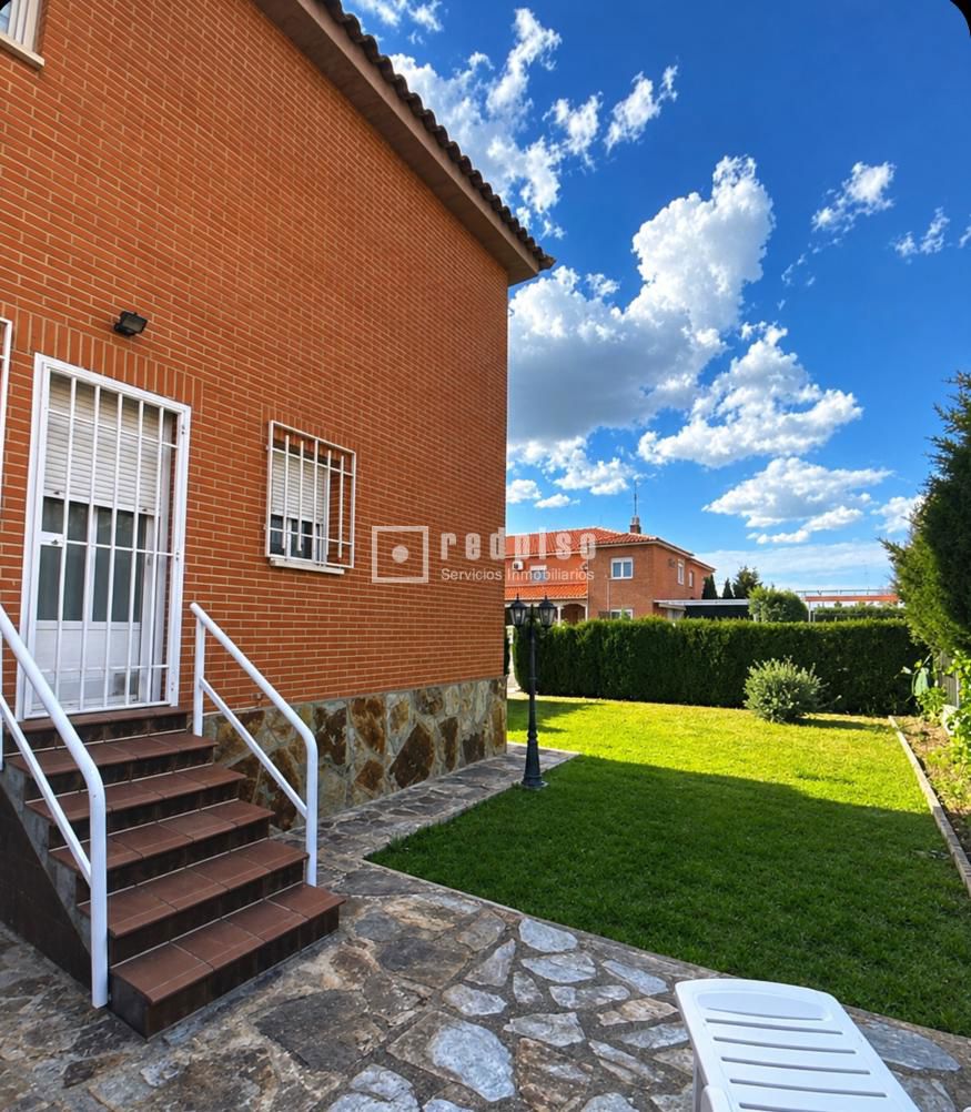 Casa en venta en  Argés, Toledo  22/24