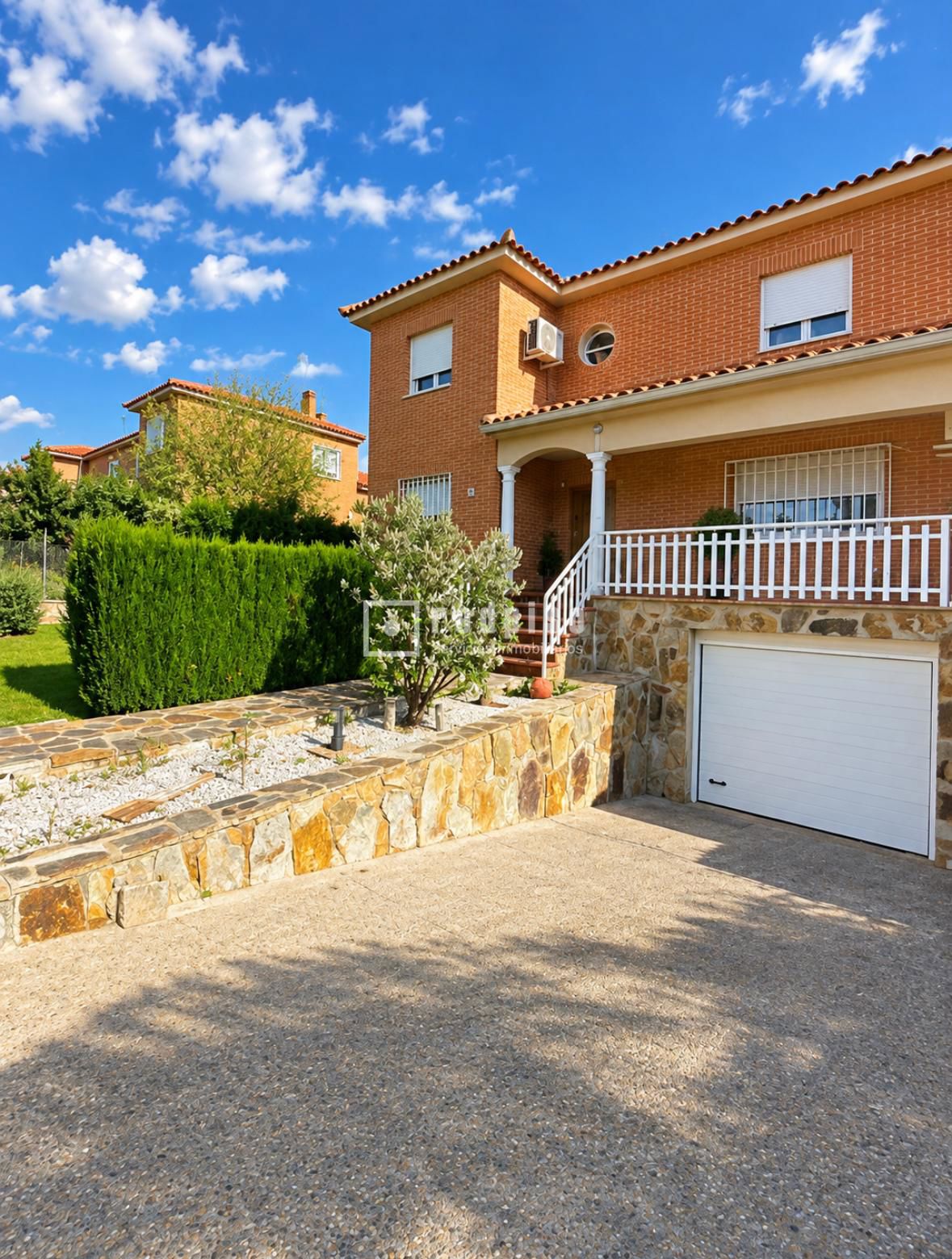 Casa en venta en  Argés, Toledo  24/24