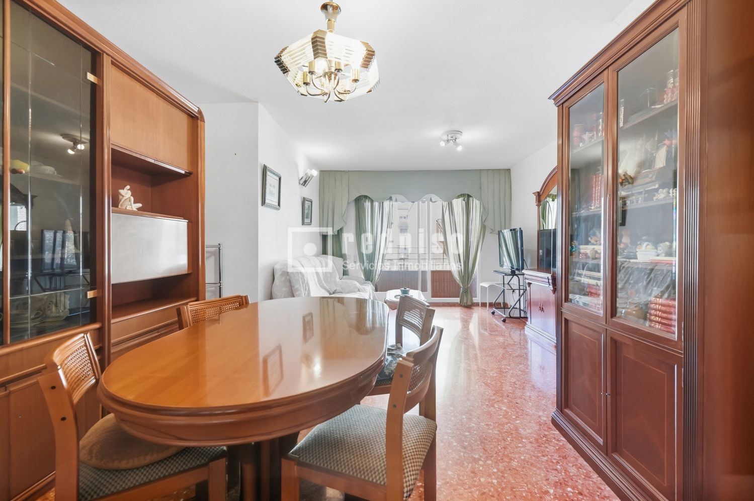 Piso en venta en El Llano Del Real, Valencia 3/27