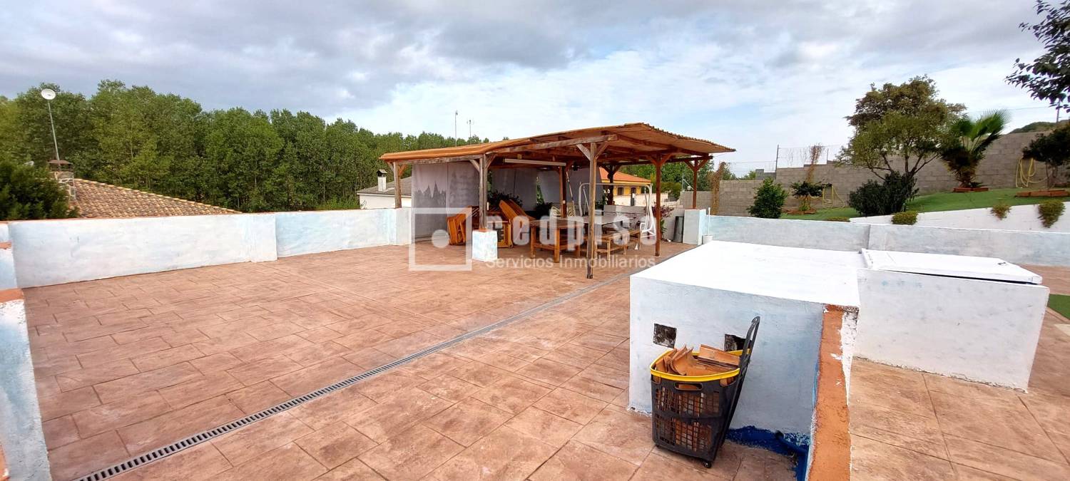 Casa en venta en  Kiem, Toledo  6/41