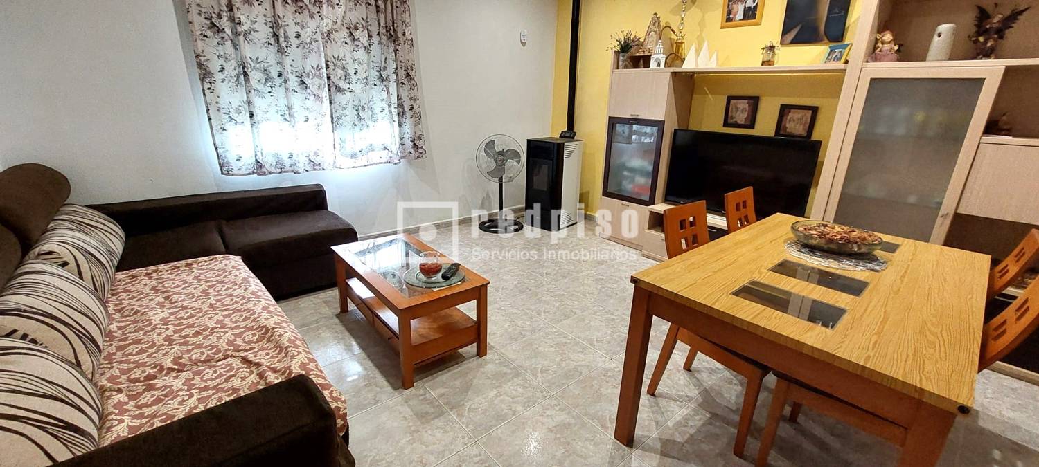 Casa en venta en  Kiem, Toledo  3/41