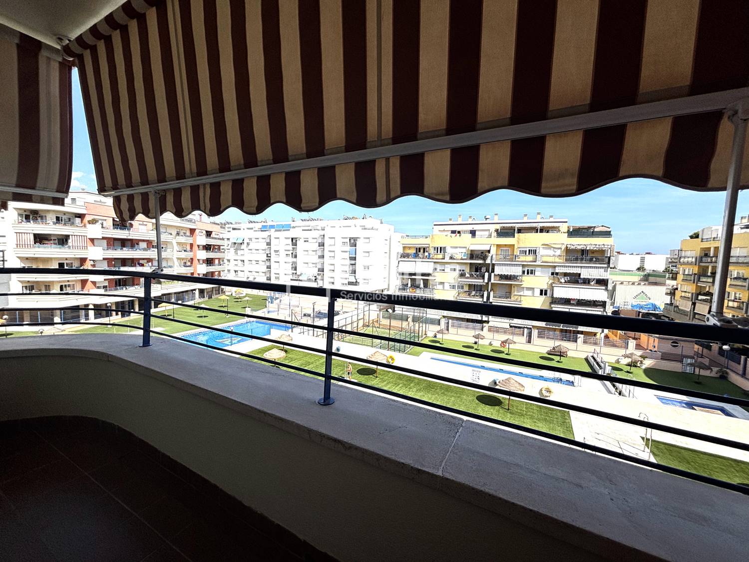 Piso en venta en Fuengirola, Málaga 10/20