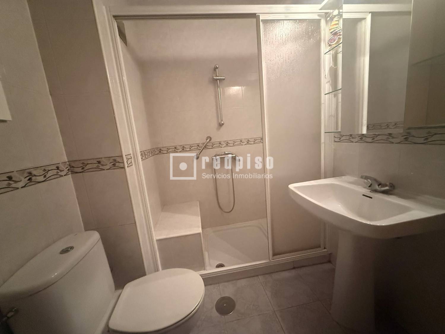 Piso en venta en  Guadalajara  12/20