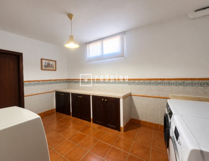 Casa en venta en  Torremolinos, Málaga  47/55