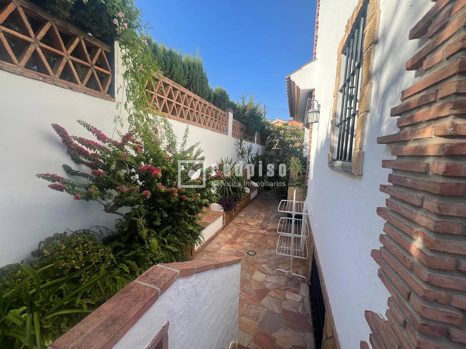 Casa en venta en  Torremolinos, Málaga  8/55