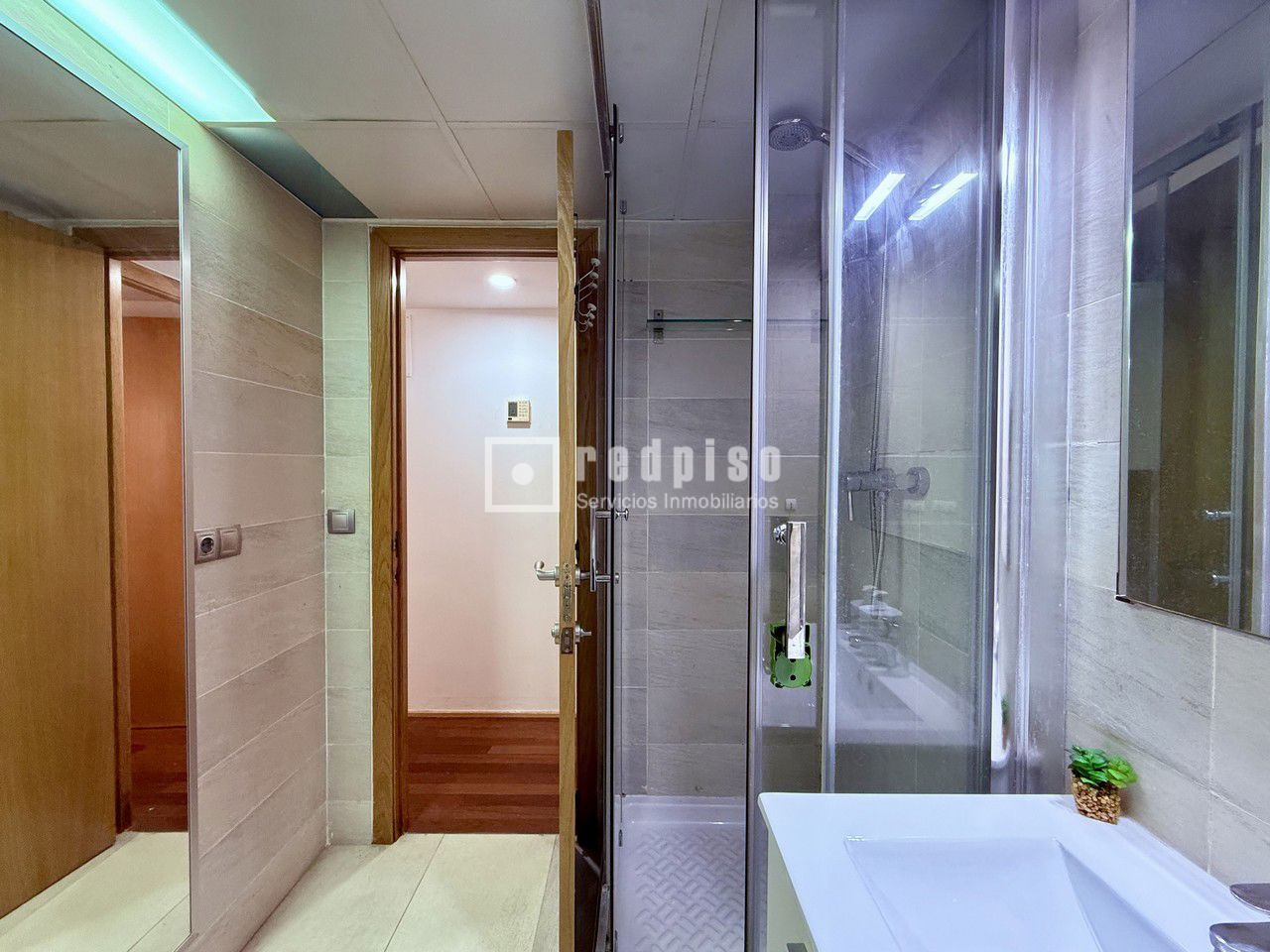 Piso en alquiler en Extramurs, Valencia 15/18