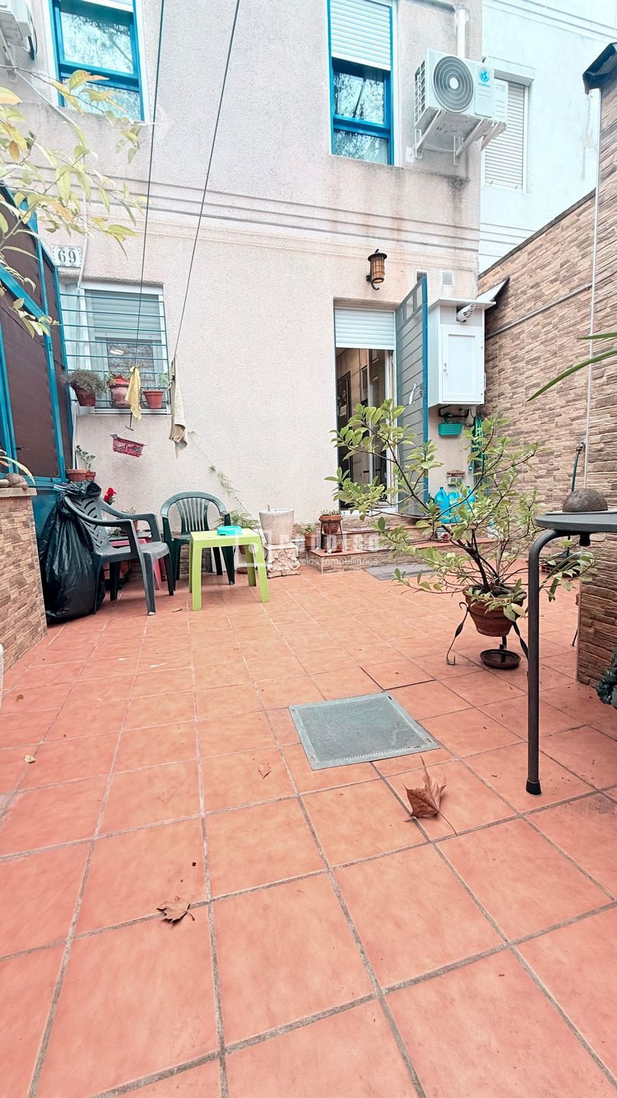 Casa en venta en calle De Javier De Miguel, Madrid, Madrid 21/22