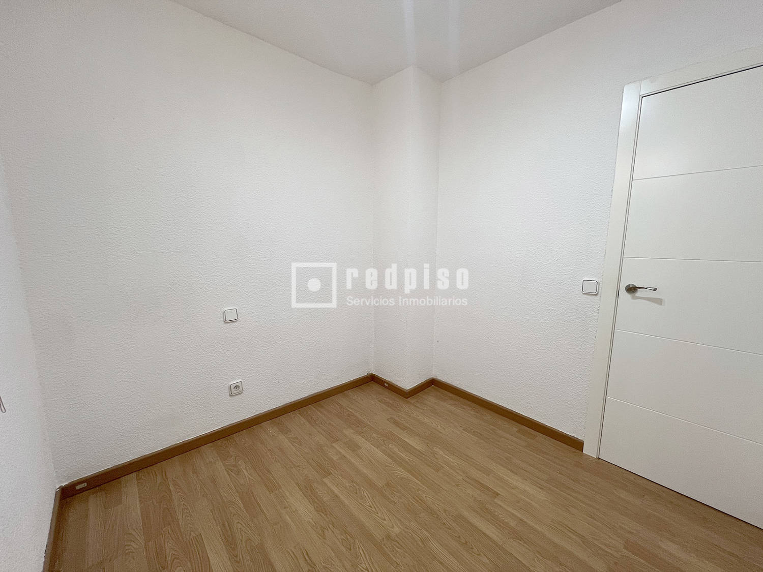 Piso en alquiler en calle De Haendel, Madrid, Madrid 9/20