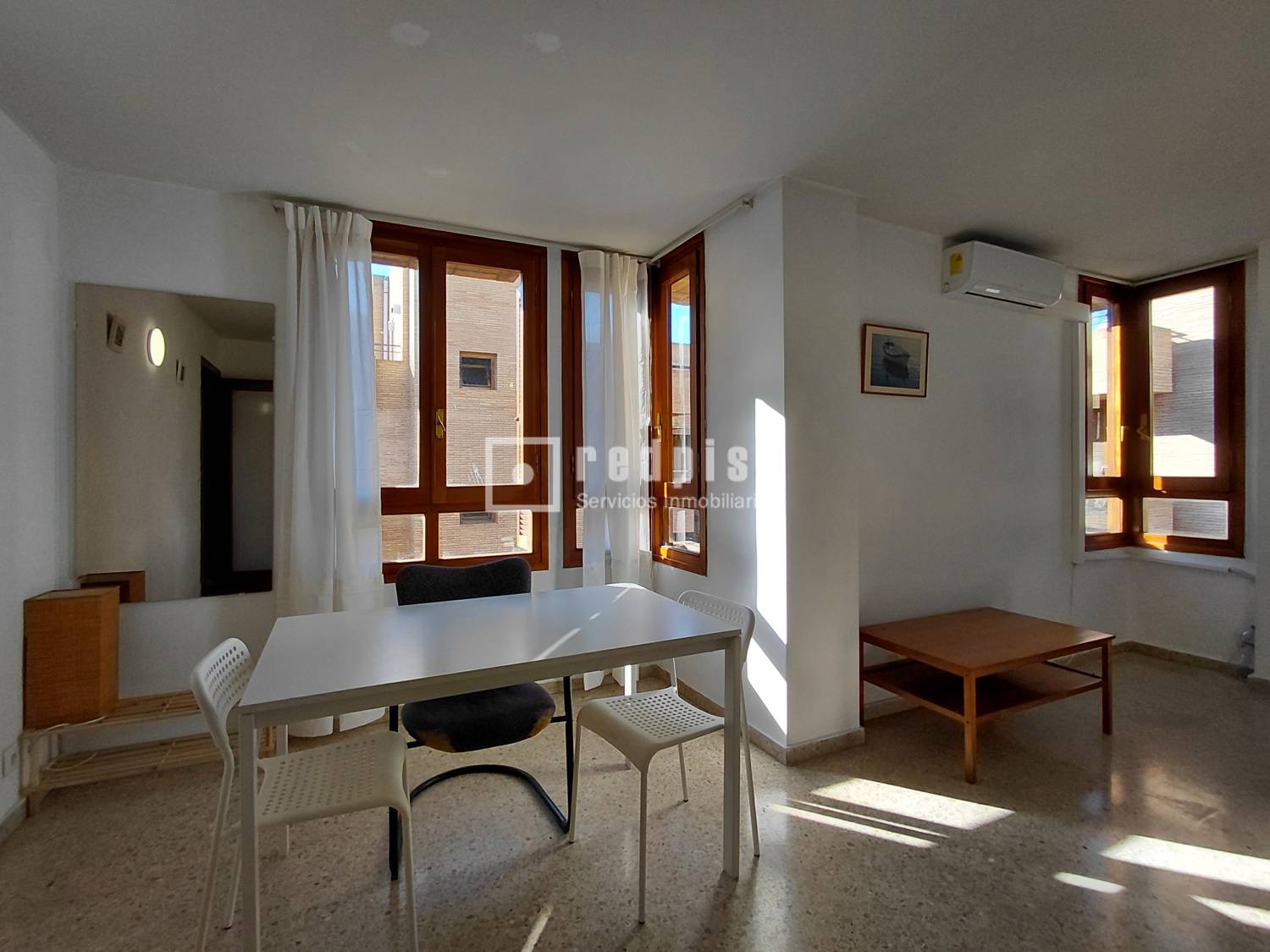 Piso en alquiler  El Pla del Real, Valencia  1/1