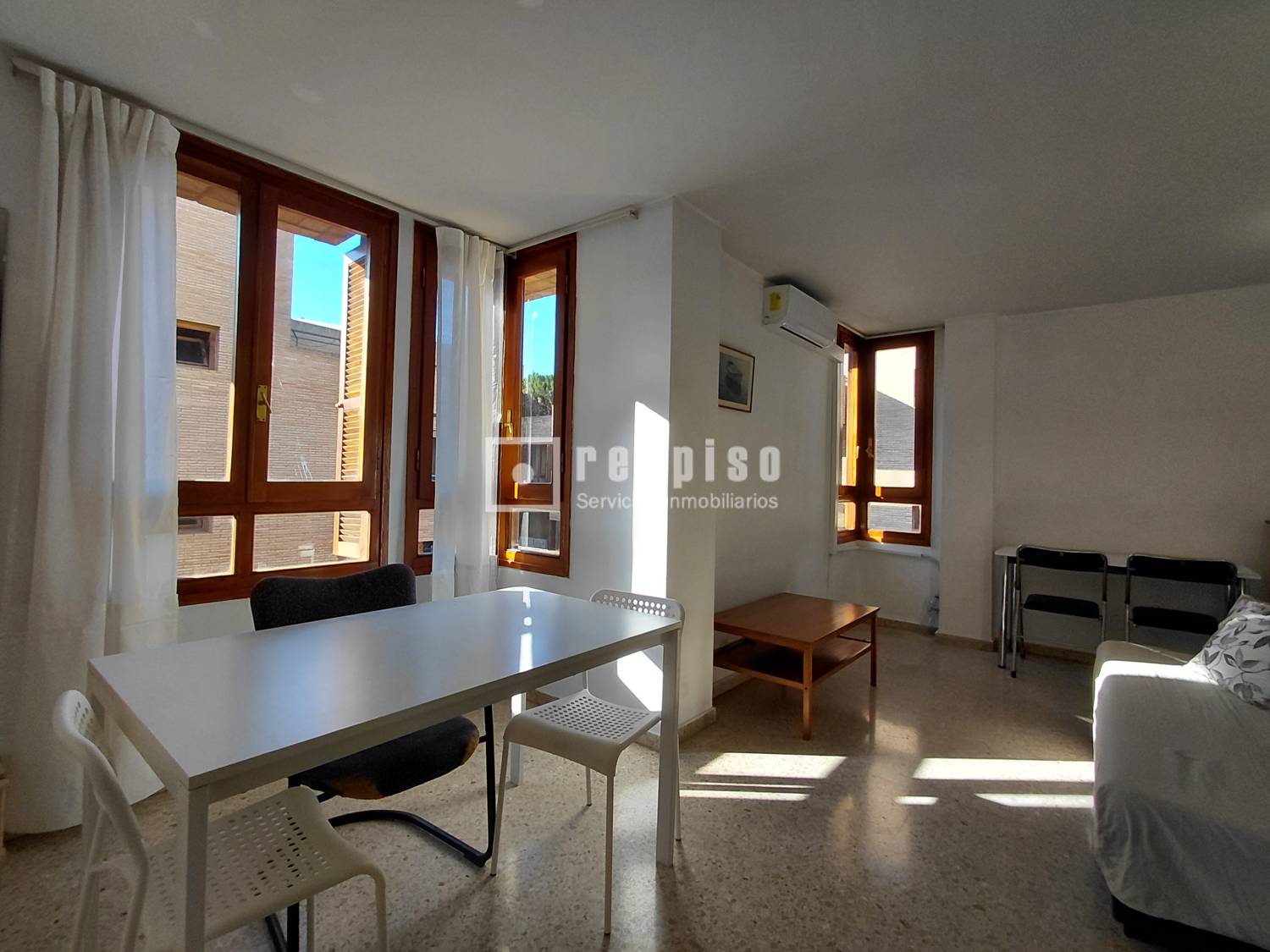 Piso en alquiler en El Pla Del Real, Valencia 2/21