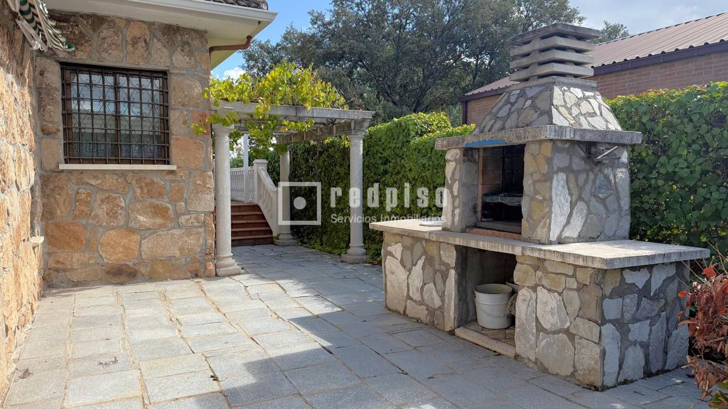 Casa en venta en  Galapagar, Madrid  3/30