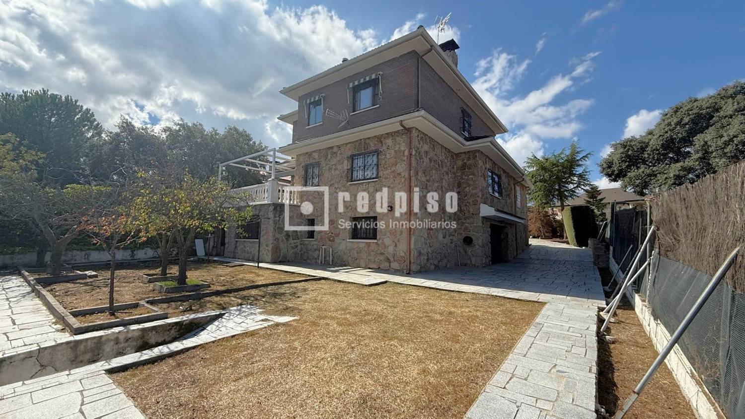 Casa en venta en  Galapagar, Madrid  2/30