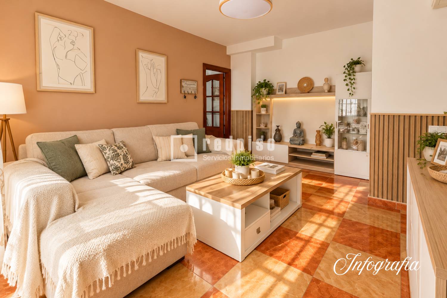 Casa en venta en  Málaga  12/28