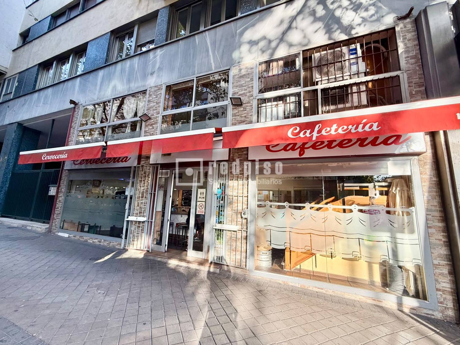 Local en alquiler en  calle de Edgar Neville, 2, Madrid  1/1