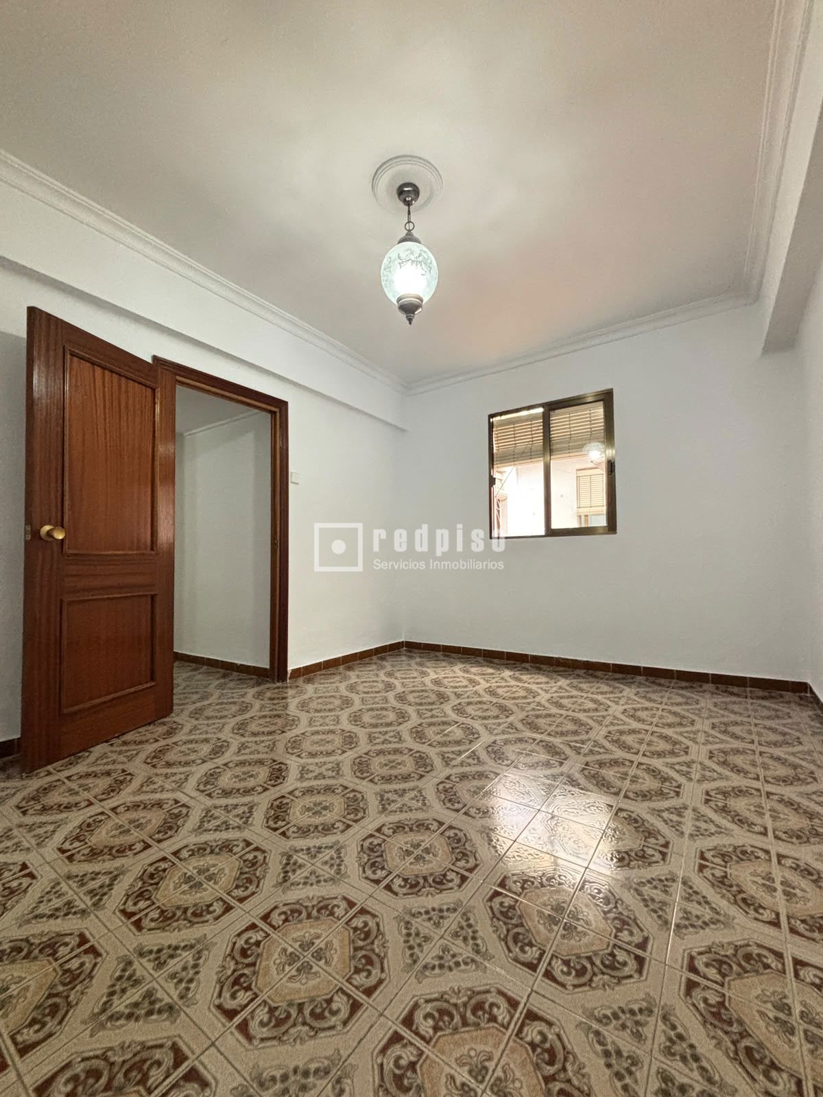 Piso en venta en  Camas, Sevilla  10/19