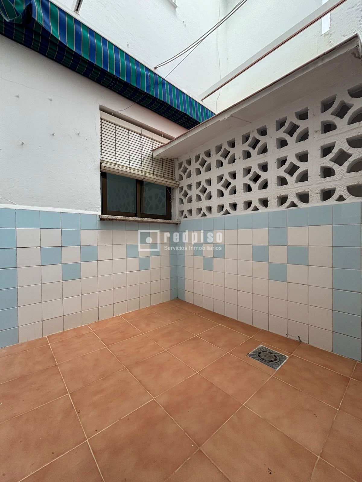Piso en venta en  Camas, Sevilla  8/19