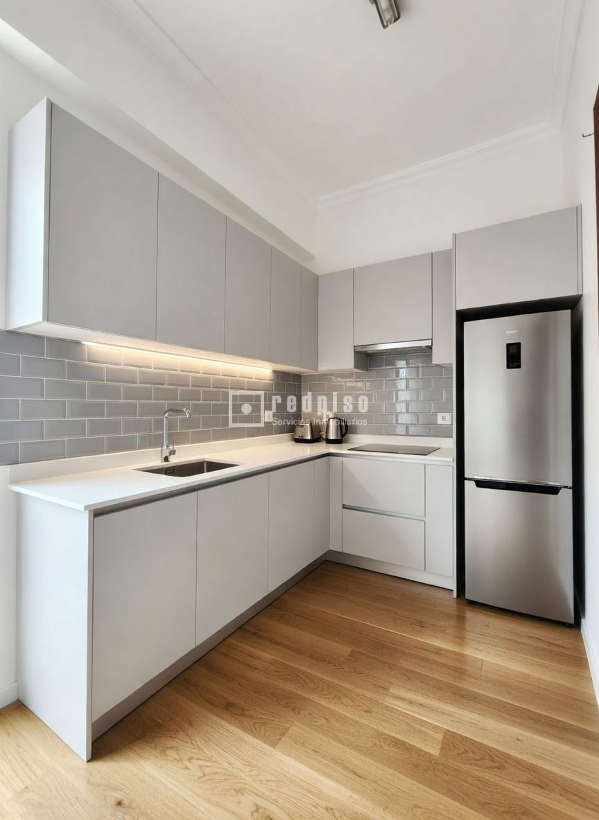 Piso en venta en  Camas, Sevilla  4/19