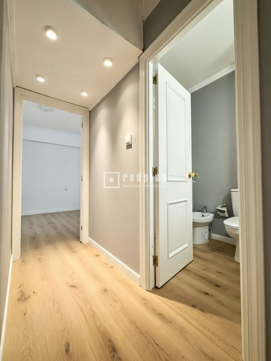 Piso en venta en  Camas, Sevilla  12/19