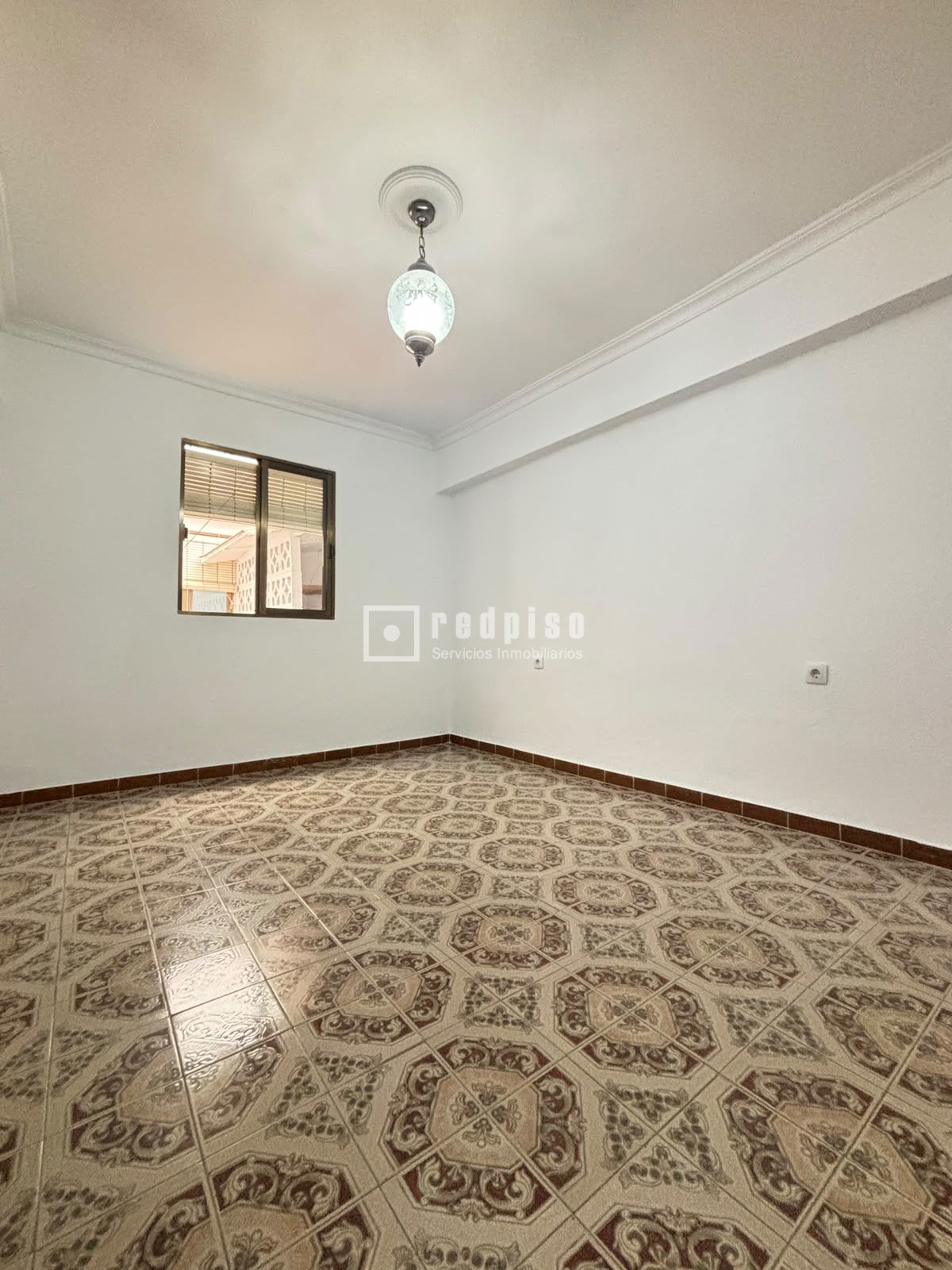 Piso en venta en  Camas, Sevilla  11/19